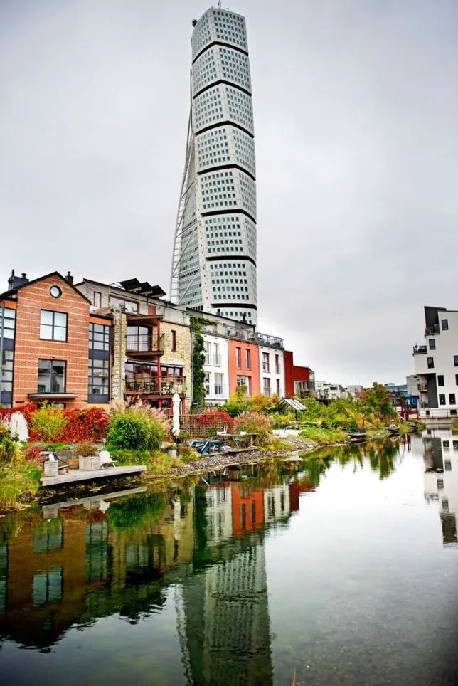 Turning Torso och husen vid Västra Hamnen i Malmö